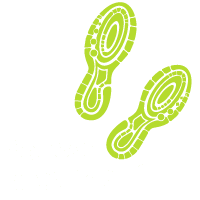Laufschuhe und Aufschrift follow #kwpläuft